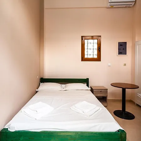 Apartmán στούντιο στη στοά βαρβουτσή #3 Kalamata