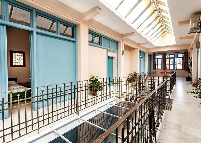 στούντιο στη στοά βαρβουτσή #3