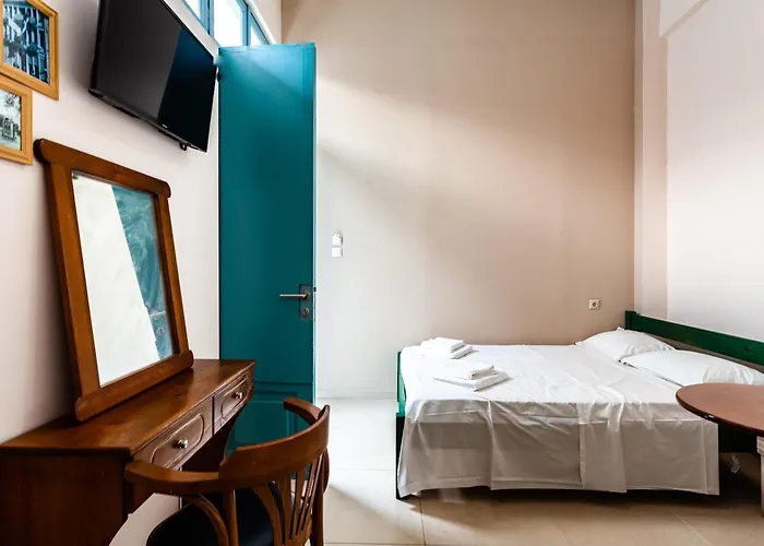 στούντιο στη στοά βαρβουτσή #3 דירה